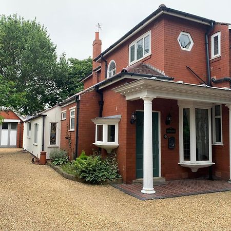 Blackpool Abode - Southlands ภายนอก รูปภาพ